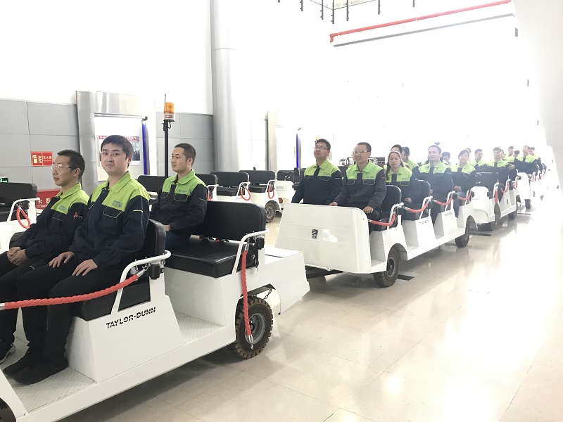 參觀上汽大眾汽車第三工廠 參觀上汽大眾汽車第三工廠